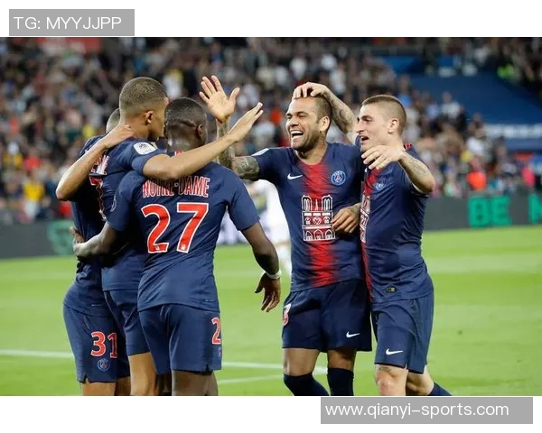 巴黎对阵梅斯大名单公布舍瓦利耶贝拉尔多卢卡斯回归登贝莱缺席