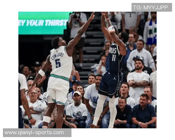 基德谈克里斯蒂状态良好并指出外线防守失误导致对手轻松得分